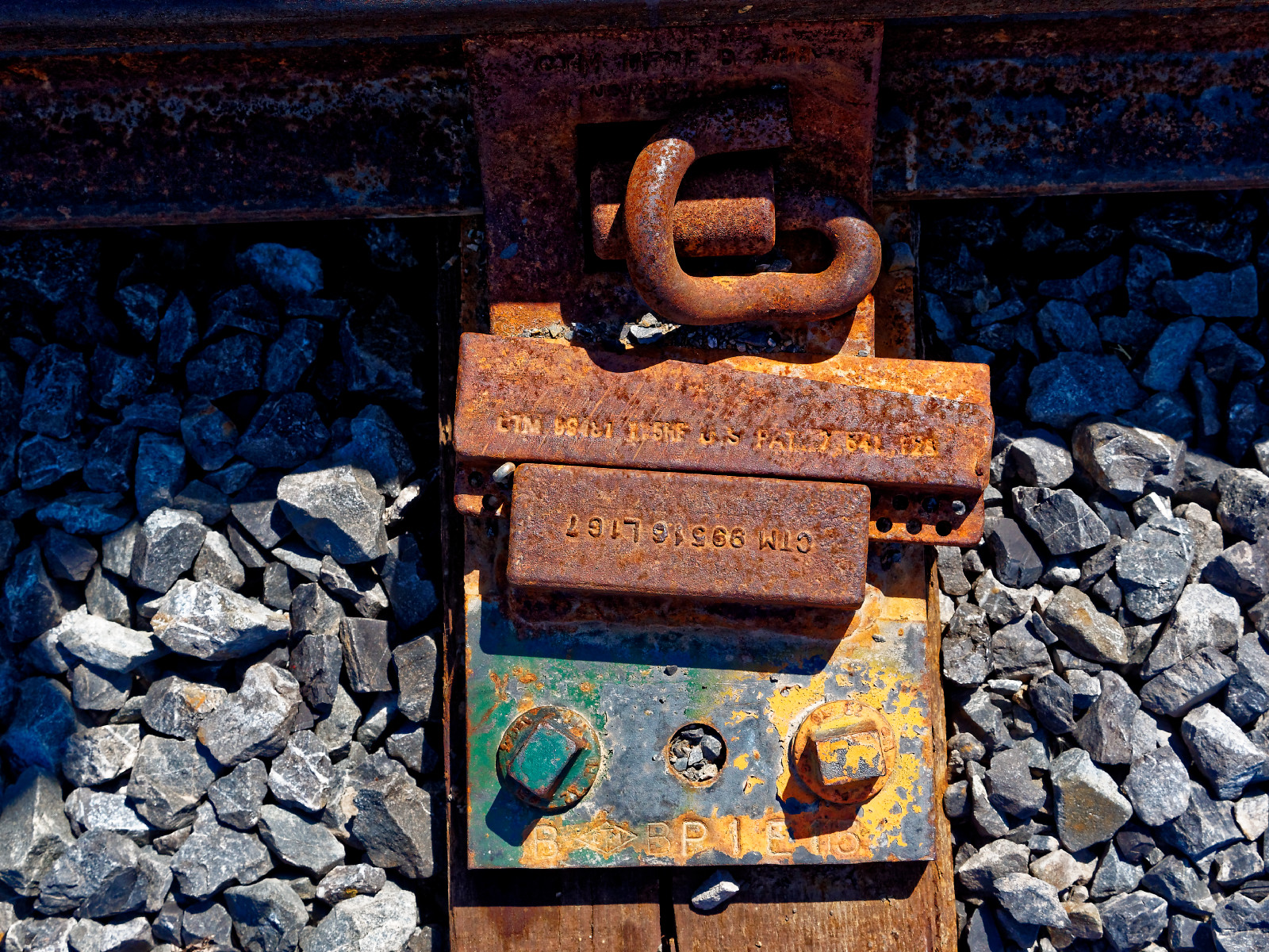 http://thedigitalstory.com/2015/09/02/railroad-web-d-story.jpg