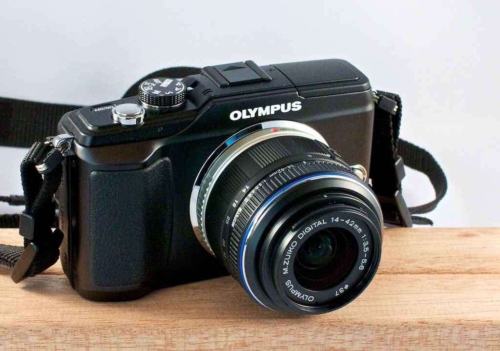 Dormido infraestructura víctima Olympus Releases the New E-PL2 Affordable System Camera - The Digital Story