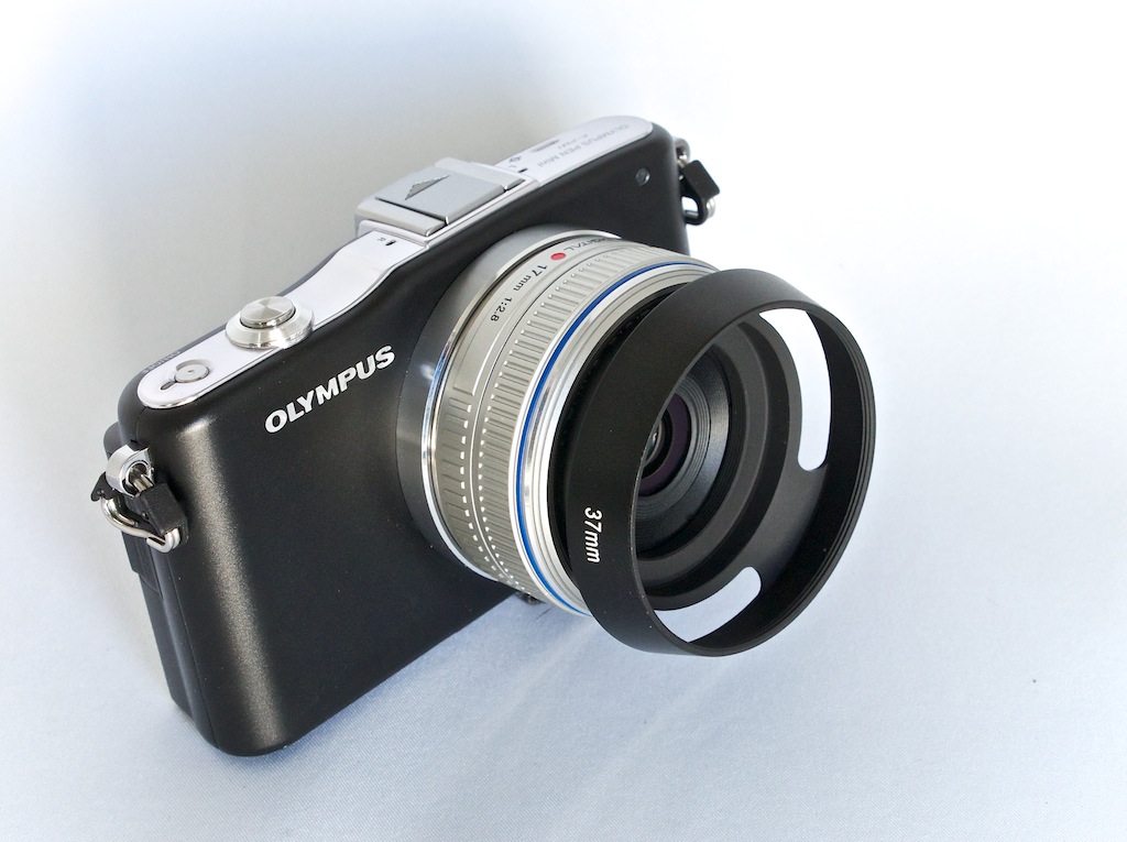 Fotasy H37S 37mm Screw-in Metal Lens Hood Shade for Olympus M.ZUIKO DIGITAL 45mm 1:1.8 lens 