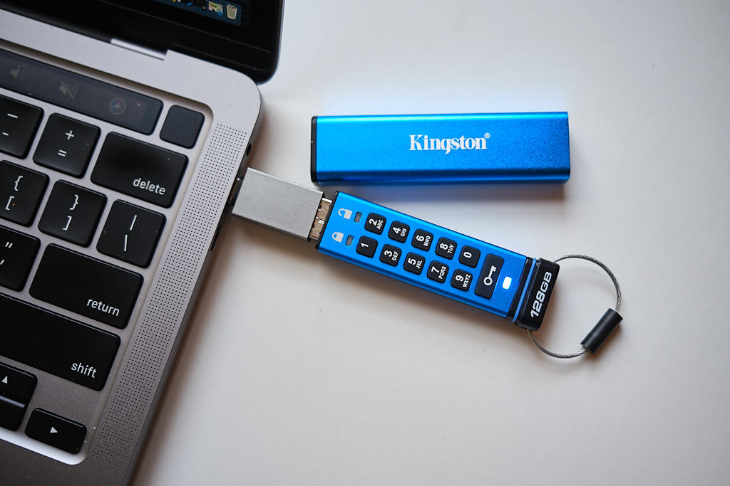 Kingston DT2000 Encrypted USB Flash Drive Review - The Digital Story