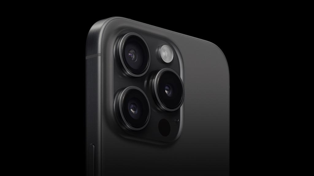 https://thedigitalstory.com/2023/09/Camera-Lenses.jpg