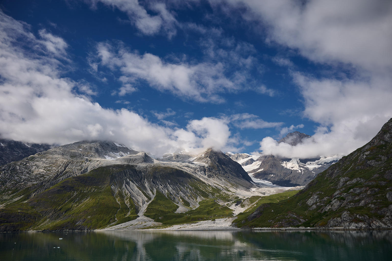 https://thedigitalstory.com/2024/09/17/ZF1_2756-Glacier-Bay-1600.jpg