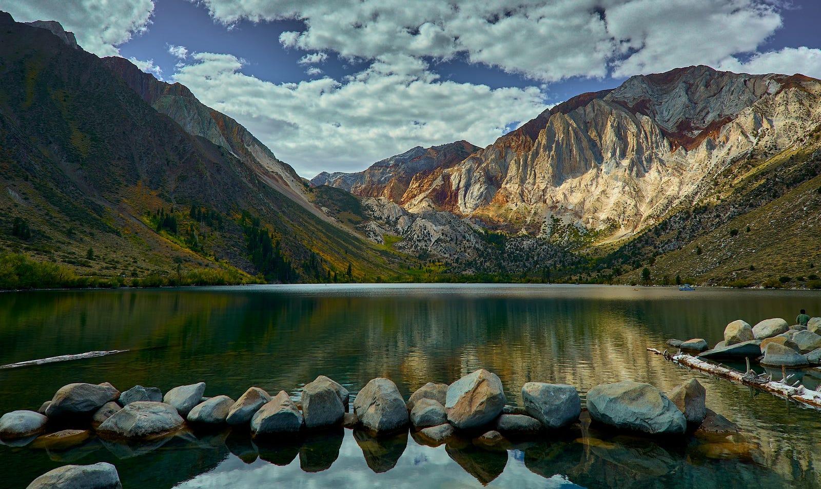 https://thedigitalstory.com/2025/01/31/convict-lake.jpg