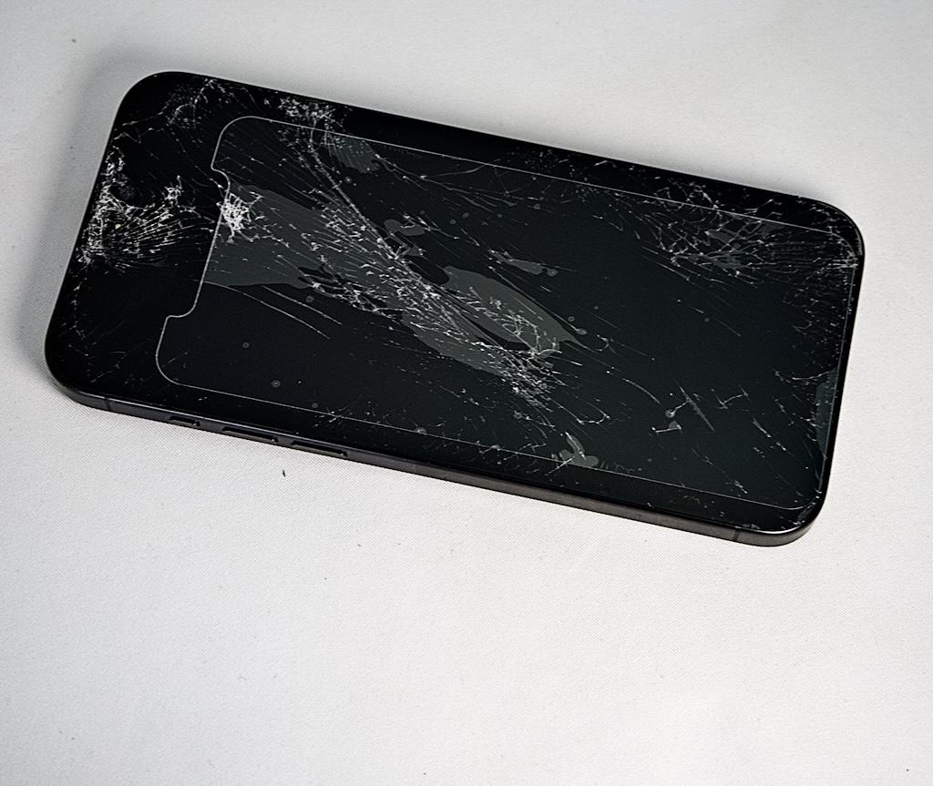 https://thedigitalstory.com/2025/07/08/iPhone-Screen.jpeg