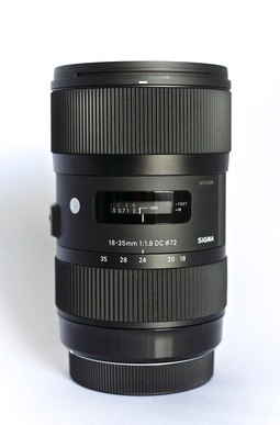 Sigma 18-35mm f/1.8 zoom lens