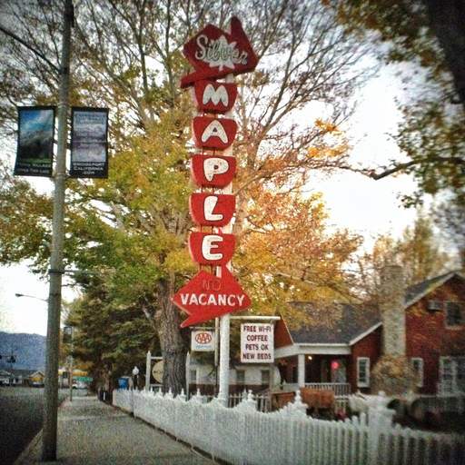 Silver Maple Motel - Bridgeport