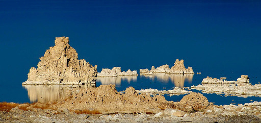 mono-lake-north-shore-1024-top-story.jpg