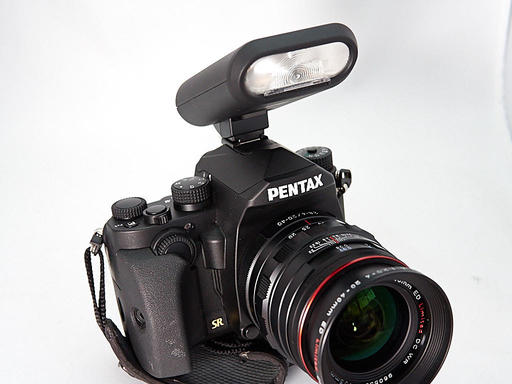 Metz mecablitz 26 AF-2 Flash Review - Petite Powerhouse - The