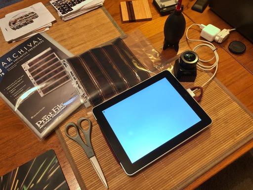 iPad as Super Portable Lightbox and Softbox - The Digital Story