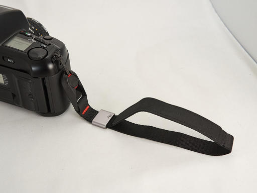 New gear and impressions: Peak Design's 'Leash' shoulder and 'Cuff' wrist  strap: Digital Photography Review