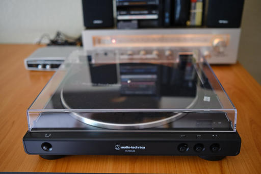 1600px-DSCF1994-turntable.jpg