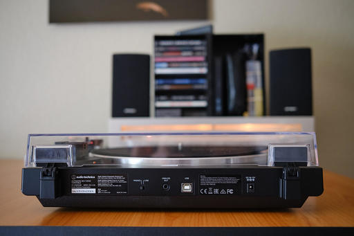 1600px-DSCF2000-turntable.jpg