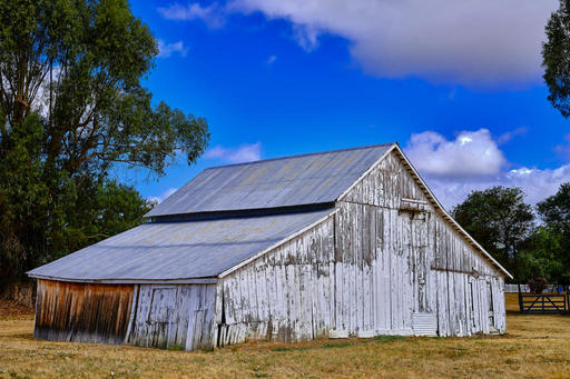 Waltzer-Barn.jpeg