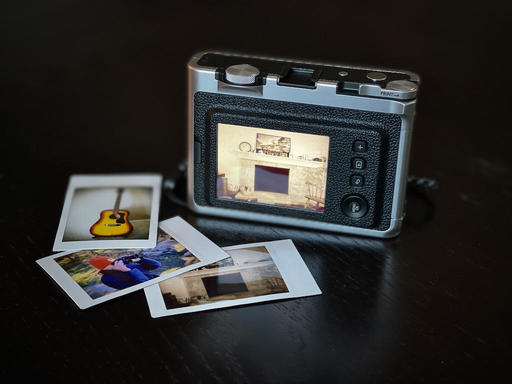 Understanding the Fujifilm Mini Evo Hybrid Instant Camera - A Review - The  Digital Story