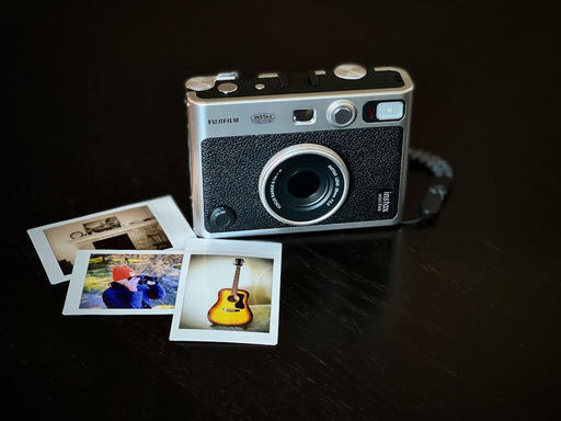 Understanding the Fujifilm Mini Evo Hybrid Instant Camera - A Review - The  Digital Story