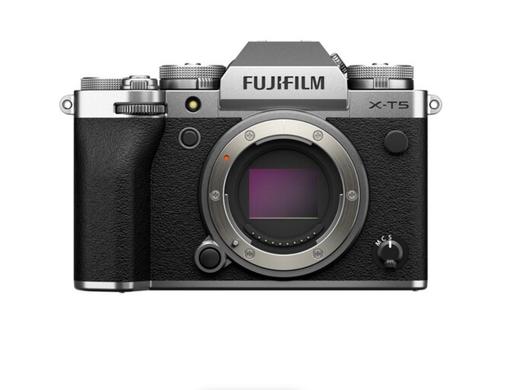 fujifilm-XT5-Front.jpg